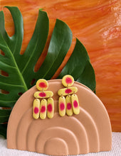 Load image into Gallery viewer, ᴏɴᴇ ᴏғ ᴀ ᴋɪɴᴅ - 𝐀𝐮𝐫𝐚 𝐘𝐞𝐥𝐥𝐨𝐰 & 𝐩𝐢𝐧𝐤