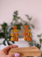 Load image into Gallery viewer, ONE OF A KIND - Golden Glow