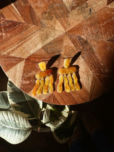 Load image into Gallery viewer, ONE OF A KIND- Amber