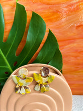 Load image into Gallery viewer, ᴏɴᴇ ᴏғ ᴀ ᴋɪɴᴅ - That 70’s Vibe