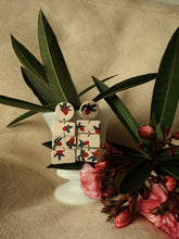 Load image into Gallery viewer, One of a kind - strawberry picking π