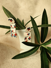 Load image into Gallery viewer, One of a kind - strawberry picking π