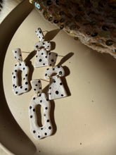 Load image into Gallery viewer, ONE OF A KIND- ‘ Freckled Clay’