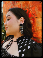 Load image into Gallery viewer, ONE OF A KIND- Licorice Black