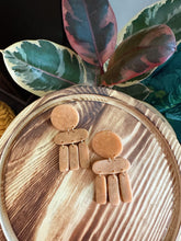 Load image into Gallery viewer, Everyday Basic - ‘ Coffee Date’