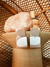 Load image into Gallery viewer, ONE OF A KIND- Abstract hippie