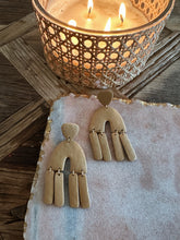 Load image into Gallery viewer, Everyday Basic- ‘ Boho Girl’