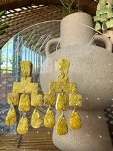 Load image into Gallery viewer, ONE OF A KIND- ๐๐ฎ๐ซ๐ฆ๐๐ซ๐ข๐ ๐๐ฎ๐ง๐ซ๐ข๐ฌ๐