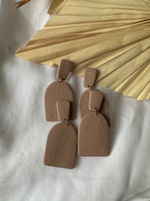 Load image into Gallery viewer, Everyday Basic- Straw  Hat