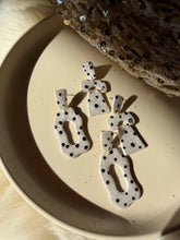 Load image into Gallery viewer, ONE OF A KIND- ‘Freckled Clay’ (Blob Shape)
